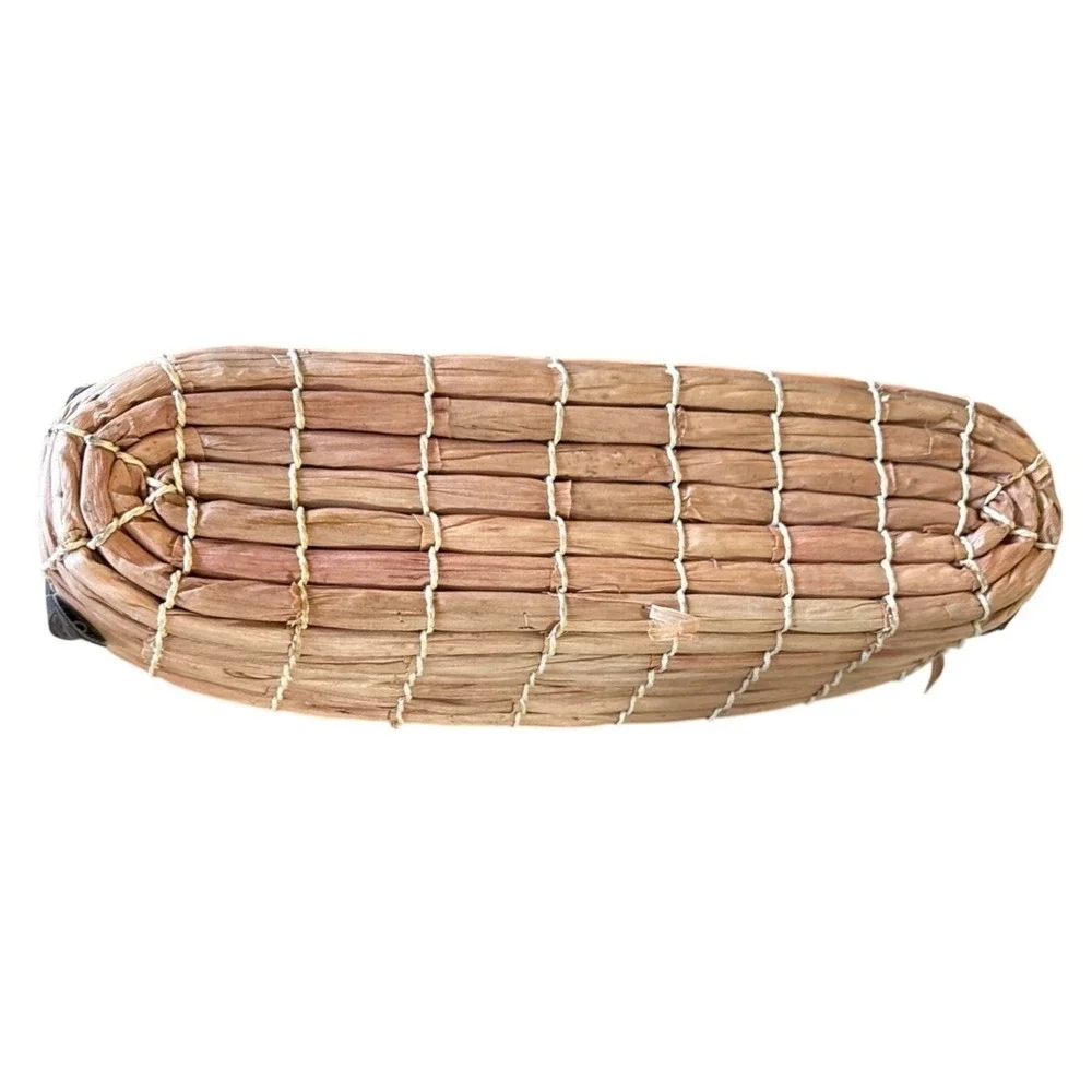 VNTG Woven Bread‎ Basket W/Leather Handles w/ Special Gold Accent Insert 16
